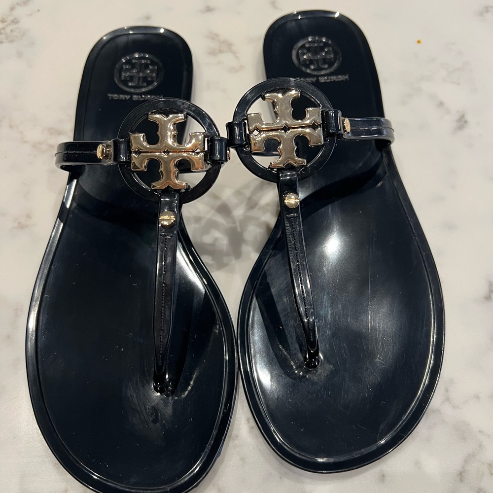 Tory Burch
Mini Miller Jelly Thong Sandal - Picture 2 of 7